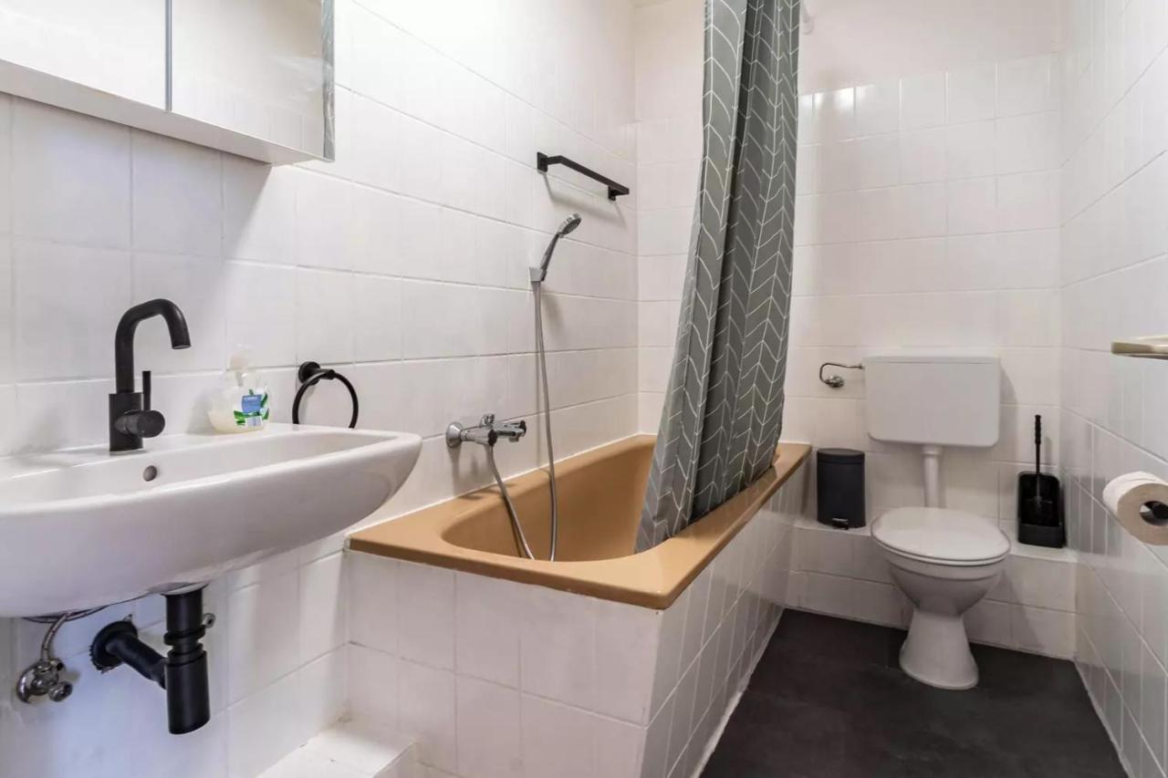 Next Home - Free Parking & Wifi - Badewanne Duisburg Ngoại thất bức ảnh