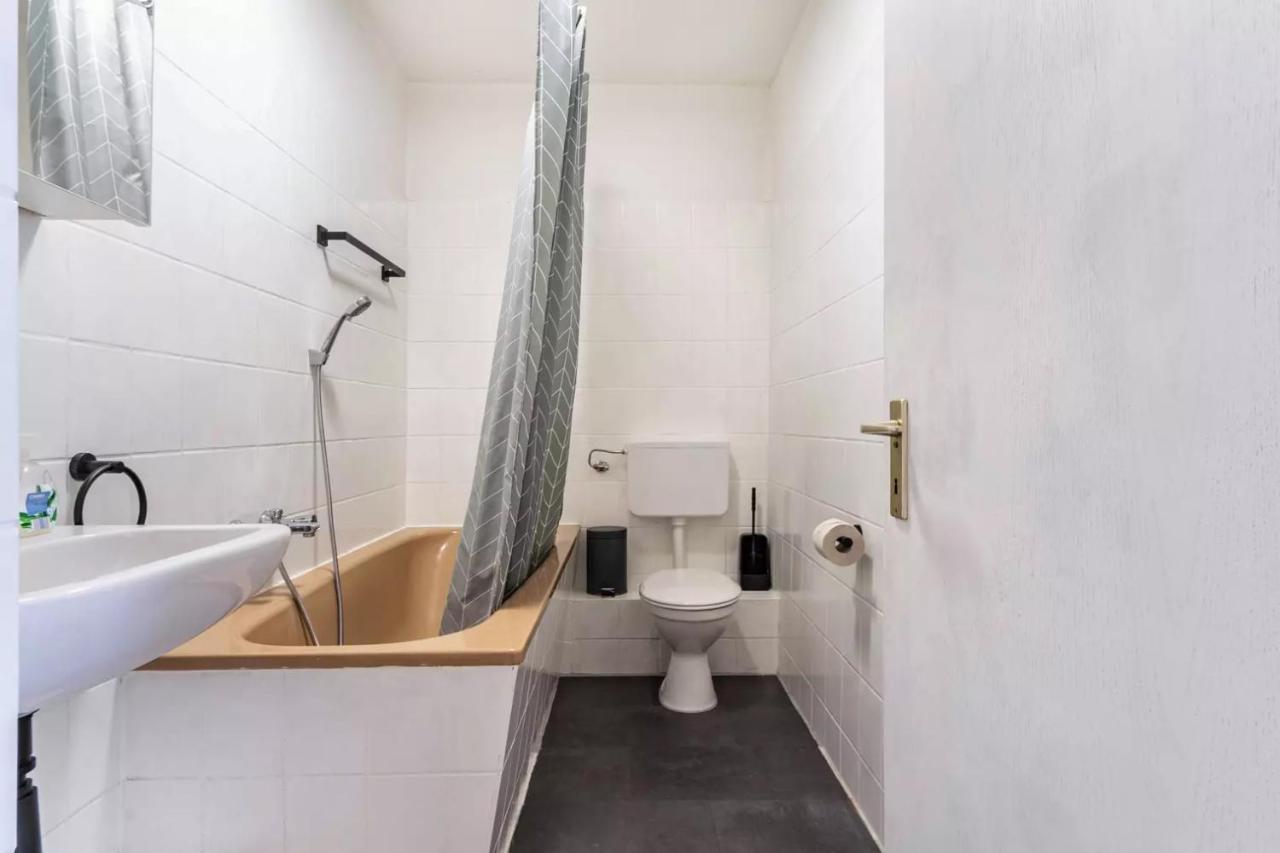 Next Home - Free Parking & Wifi - Badewanne Duisburg Ngoại thất bức ảnh